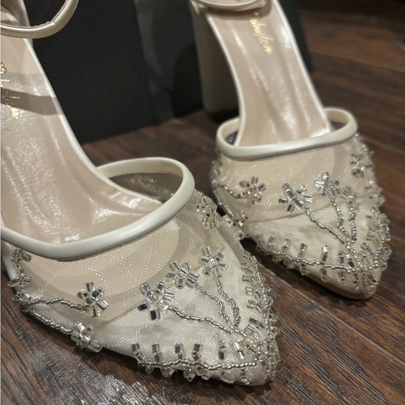 Bridal heels. Hand made in turkey custom order size 37 euro, 7 US 3 inch heel - Picture 5 of 6